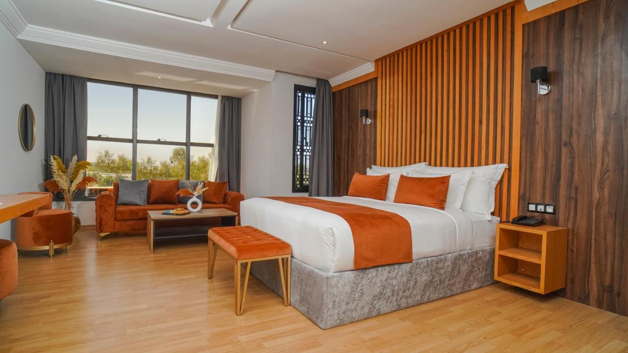 Razane Hotel Kenitra Buitenkant foto